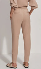 Slim Zip Hem Pant 26